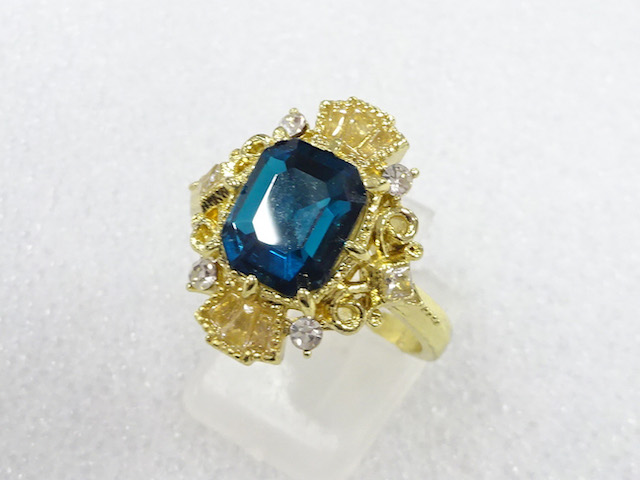 Japanese Kimono / Antique Accessories Metal